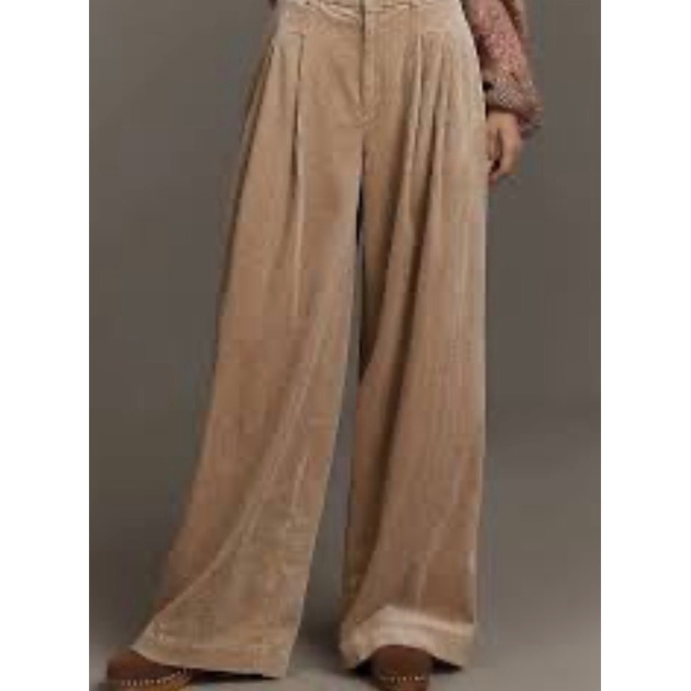 Anthropologie Tan Beige Pleated Wide Leg Corduroy Pants Womens Size 2 High Rise